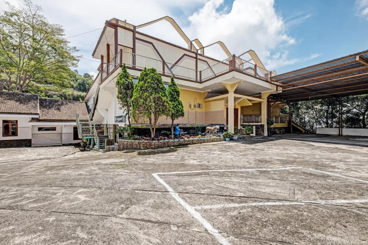 Collection O 91692 Hotel Citra Dewi 3 Hills Bandungan Exterior foto