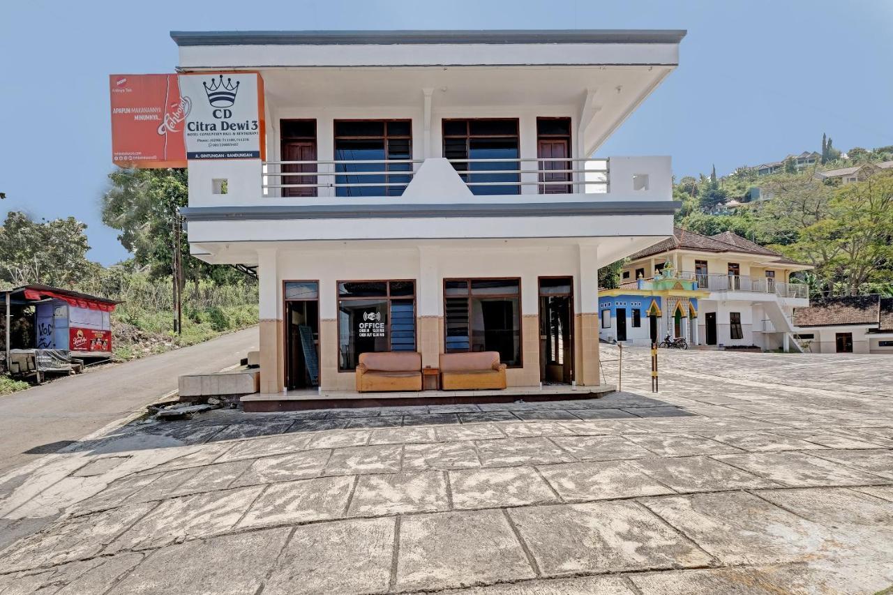 Collection O 91692 Hotel Citra Dewi 3 Hills Bandungan Exterior foto